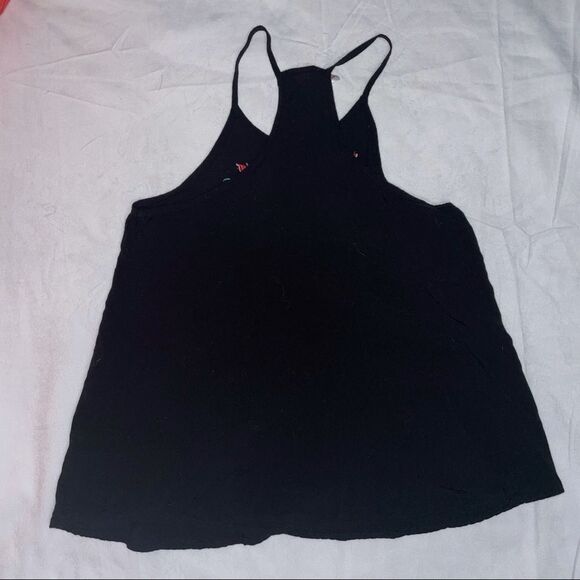 Black Flowy Tank Top with Embroidered Roses - Picture 4 of 4